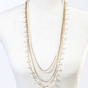 Elegant Gold and Pearl Layered Necklace